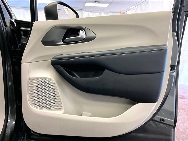 2023 Chrysler Pacifica Touring L Gray at Spitzer Acura