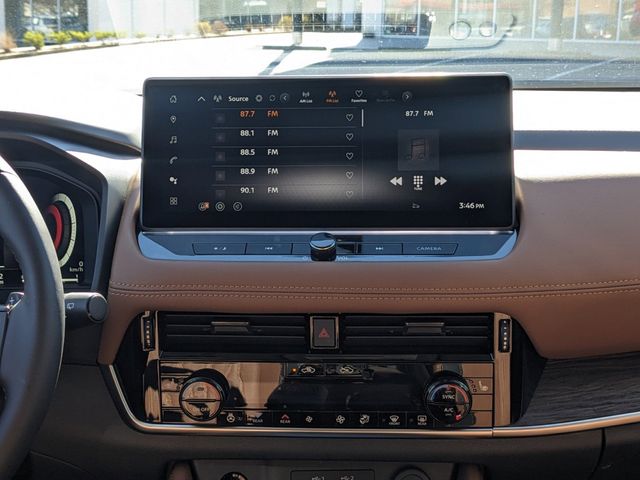 2025 Nissan Rogue Platinum photo