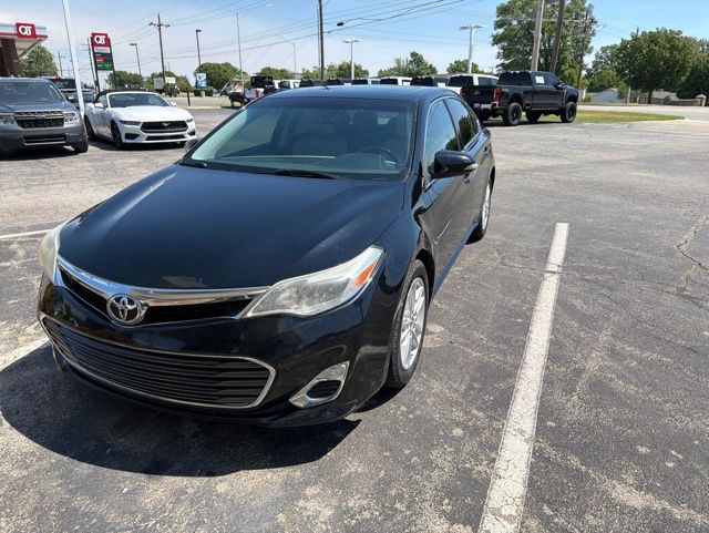 Attitude Black 2014 Toyota Avalon XLE Premium Sedan Front-Wheel Drive 6-Speed Automatic