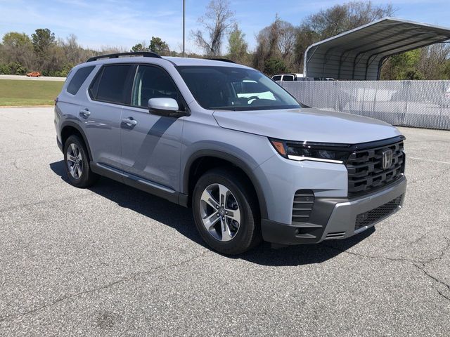 new 2026 Honda Pilot car, priced at $46,328