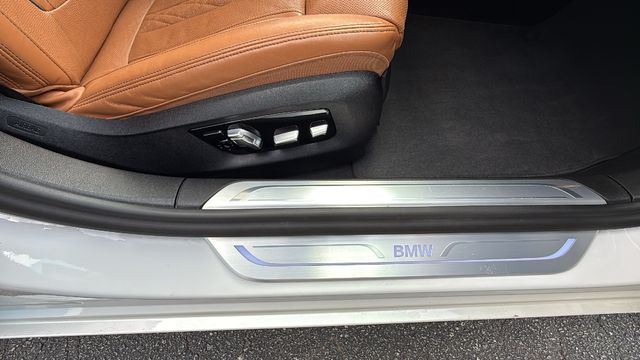 used 2022 BMW 7-Series car, priced at $42,898