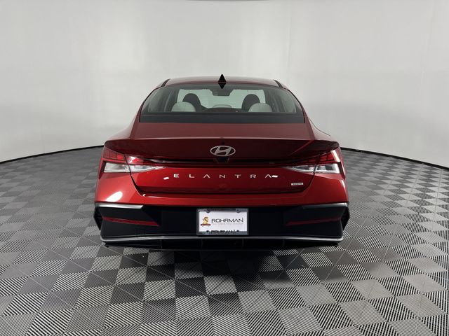 New 2025 Hyundai Elantra Hybrid For Sale in Indianapolis, IN