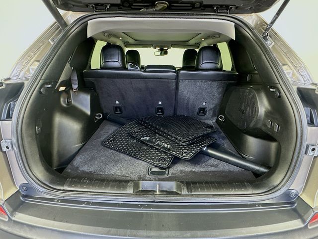 Thumbnail: 2019 Jeep Cherokee - 27