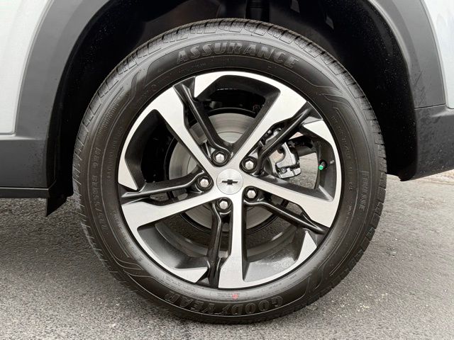 new 2026 Chevrolet Trax car, priced at $26,185