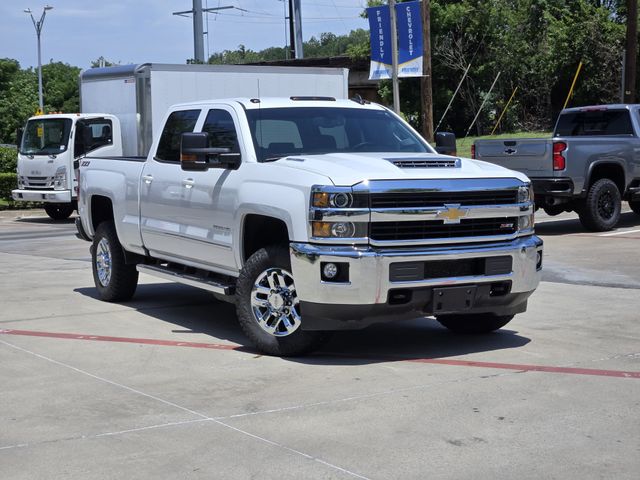 Summit White 2017 Chevrolet Silverado 3500HD Pickup Truck Four-Wheel Drive 6-Speed Automatic