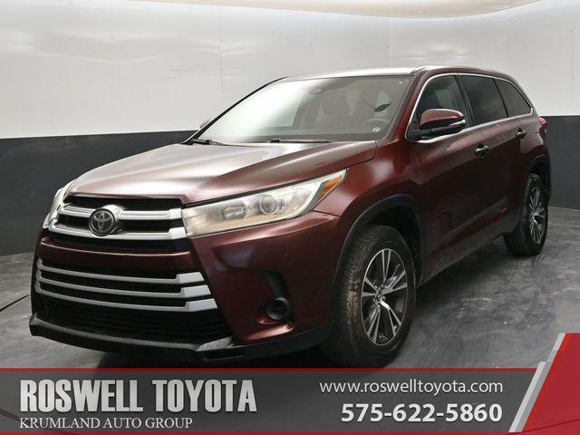 2017 Toyota Highlander LE