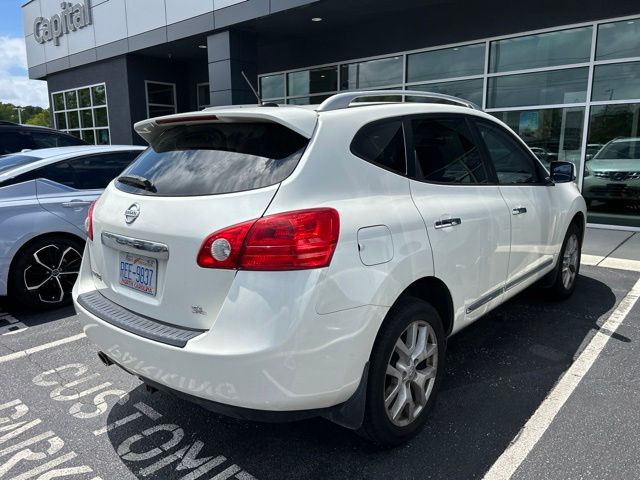 Used 2011 White Nissan SV image 7