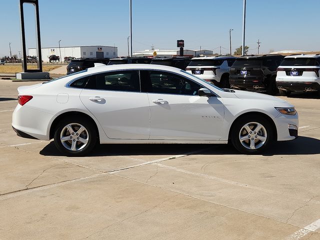 Used Car 2024 Chevrolet Malibu  Lt For Sale Under $25,000 In Plainview, Texas