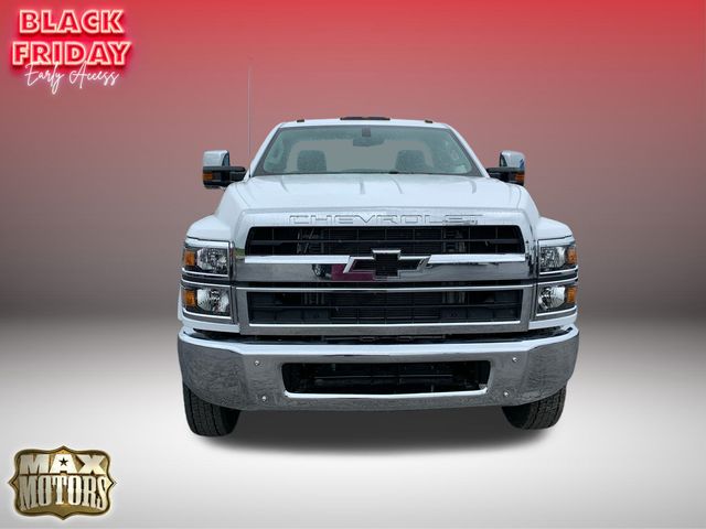 2023 Chevrolet Silverado 6500HD  2