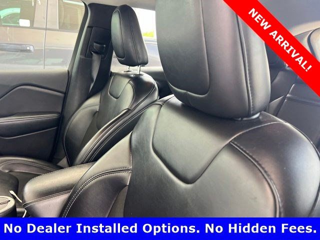 2019 Jeep Cherokee Latitude Plus White at Texan Dodge Chrysler Jeep Ram