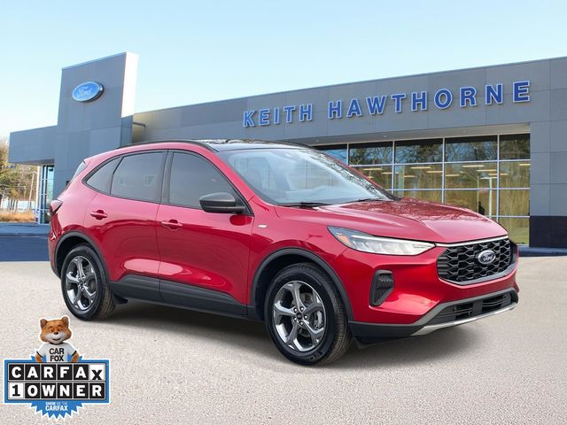 Red Metallic 2025 Ford Escape ST-Line FWD SUV / Crossover Front-Wheel Drive 8-Speed Automatic