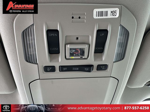 Used 2023 Toyota Highlander SUV