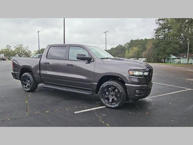 2026 Ram 1500 Express Crew Cab 4x4 5'7" Box