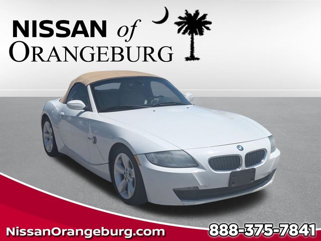 Alpine White 2006 BMW Z4 Convertible Rear-Wheel Drive 6-Speed Automatic