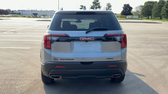 2023 GMC Acadia SLE 7