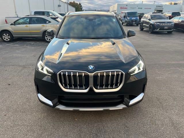 2025 BMW X1 xDrive28i 8