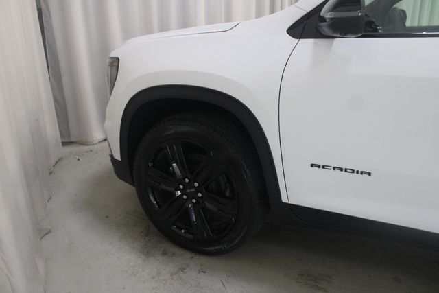New 2026 White GMC Elevation image 35