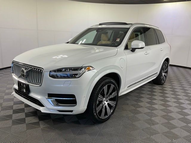 Crystal White Metallic 2024 Volvo XC90 SUV / Crossover All-Wheel Drive Automatic