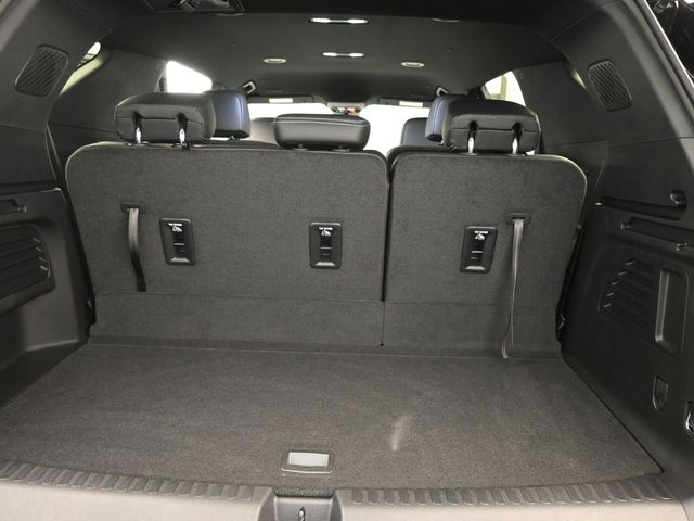 2025 Chevrolet Traverse LT photo