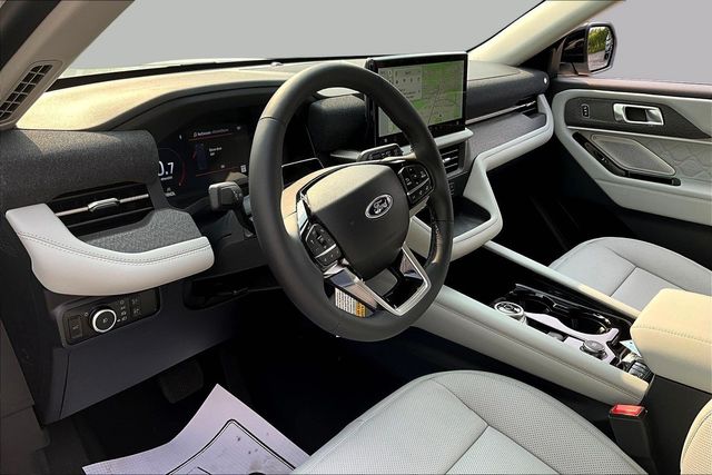 2026 Ford Explorer Platinum™ - 6