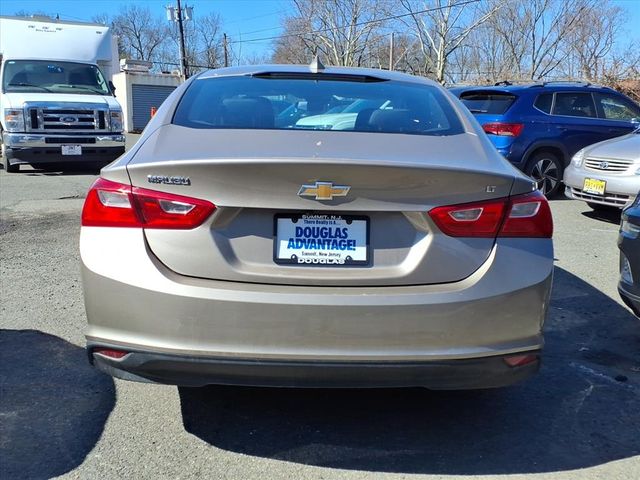 2023 Chevrolet Malibu - Image 7