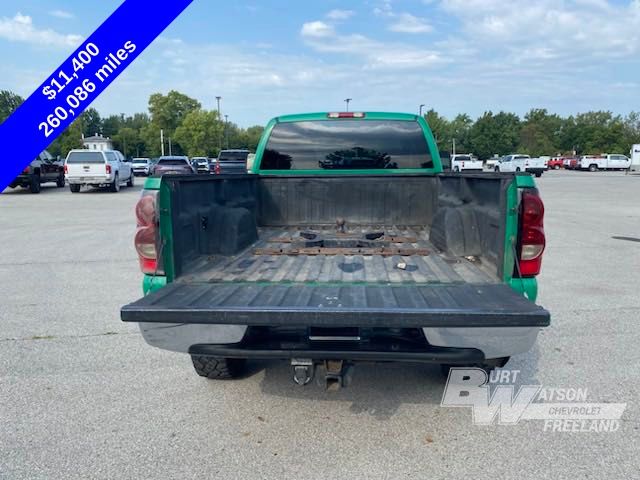 2004 Chevrolet Silverado 3500 LS 20