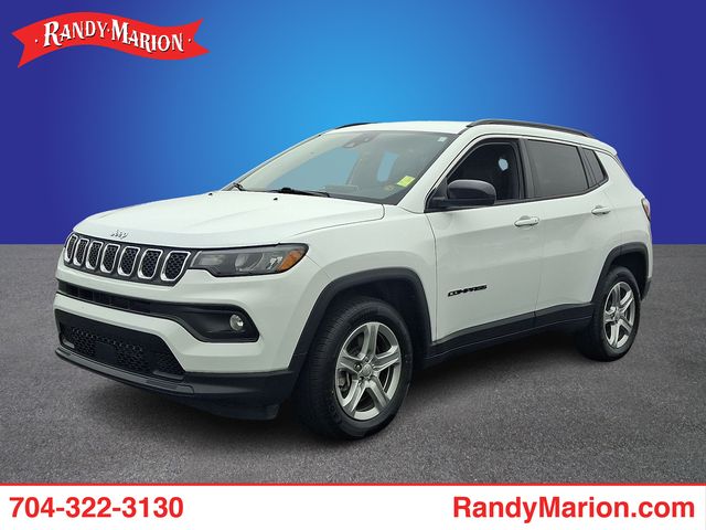 Bright White Clearcoat 2024 Jeep Compass Latitude 4WD SUV / Crossover Four-Wheel Drive 8-Speed Automatic