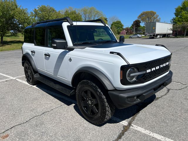 2025 Ford Bronco Outer Banks 4x4's photo