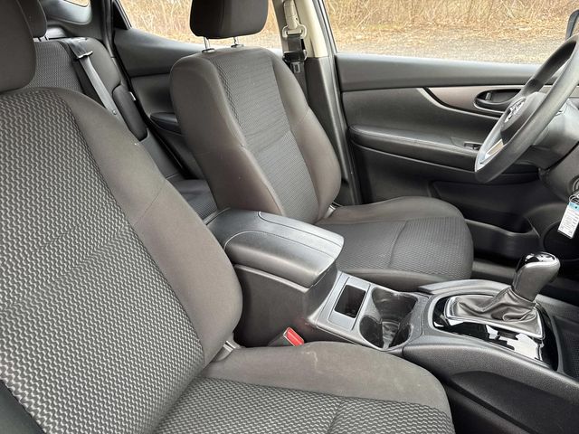 2022 Nissan Rogue Sport - Image 28