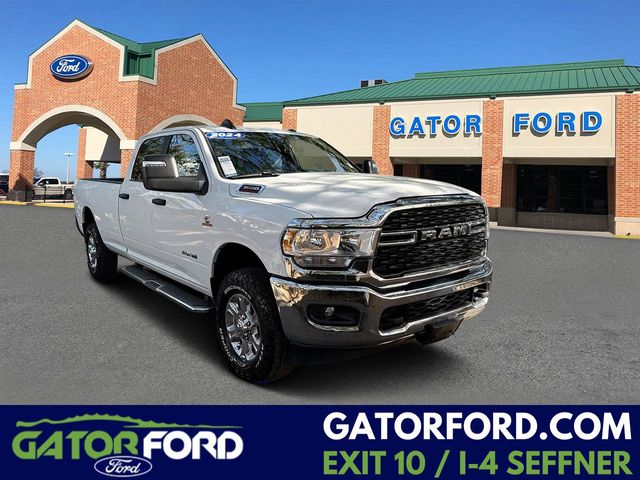 Bright White Clearcoat 2024 RAM 3500 Big Horn Crew Cab LB 4WD Pickup Truck Four-Wheel Drive Automatic