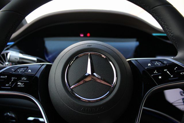 Used 2023 Black Mercedes-Benz 580 image 13