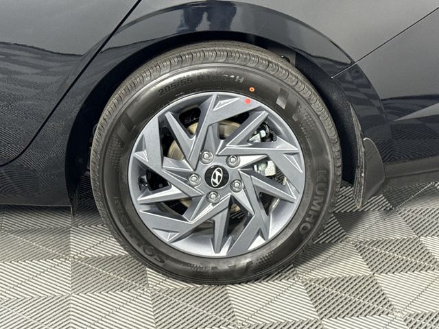 New 2025 Hyundai Elantra Hybrid For Sale in Indianapolis, IN
