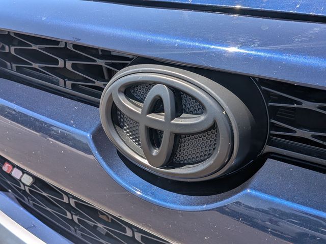 2019 Toyota 4Runner - Image 9