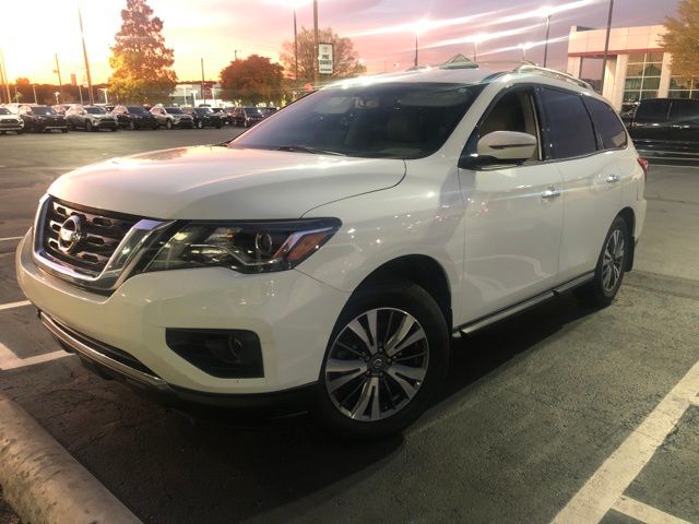 2017 Nissan Pathfinder SL 2