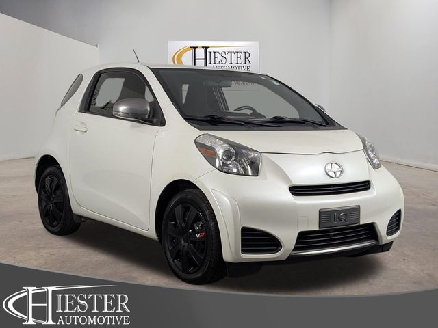 White (Blizzard Pearl) 2013 Scion iQ Base Hatchback Front-Wheel Drive Continuously Variable Transmission