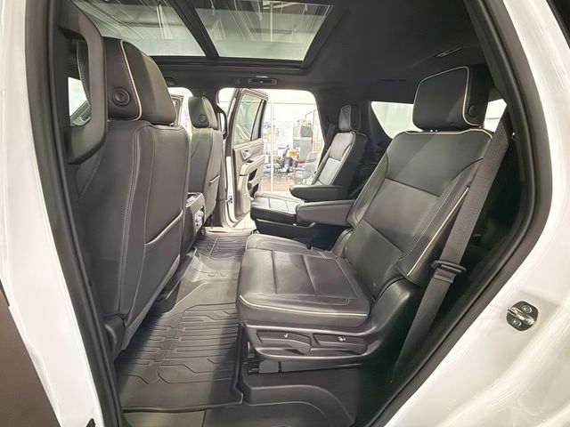 2023 GMC Yukon SLT White at Bob King Buick GMC