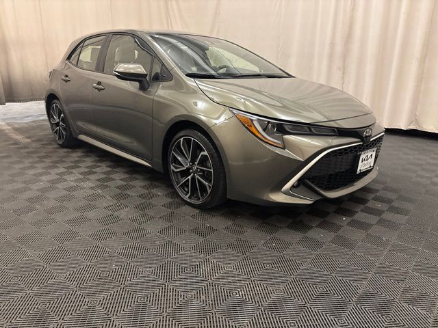 2019 Toyota Corolla Hatchback XSE - Image 3
