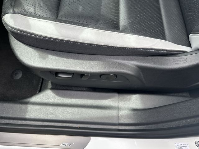 2024 Buick Envision Sport Touring White at South Hills Kia