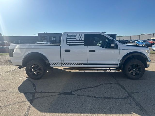 2016 Oxford White Ford F-150 XLT 4X4 Truck