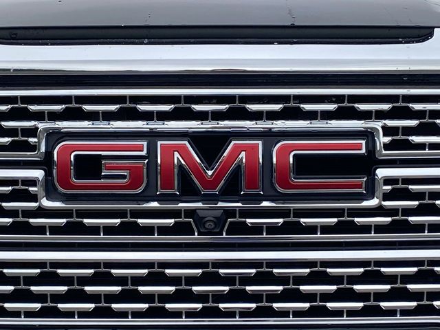 2020 GMC Sierra 1500 Denali 32