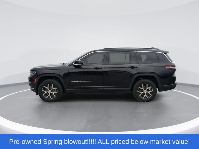 Used 2024 Diamond Black Jeep Limited image 5