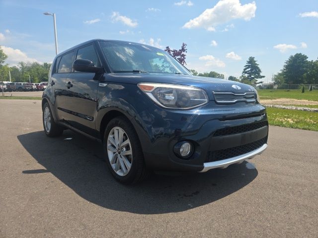 Mysterious Black 2017 Kia Soul Wagon Front-Wheel Drive 6-Speed Automatic