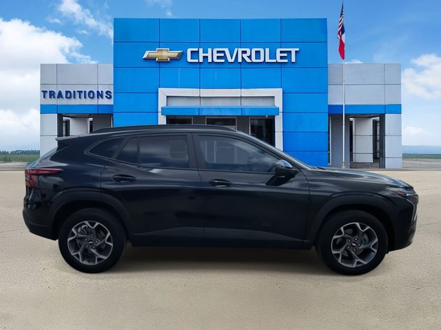 2026 Chevrolet Trax LT - 9