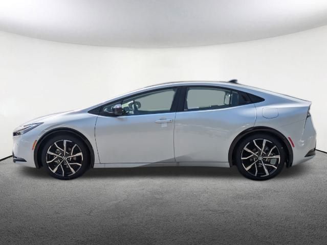 2024 Toyota Prius Prime XSE 8