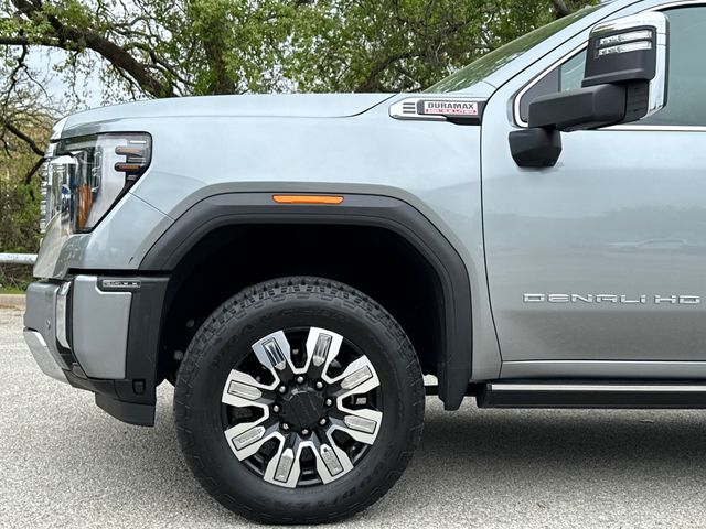 Used 2024 Silver GMC Denali image 5