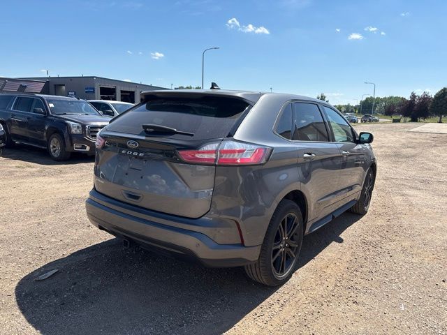 2023 Carbonized Gray Metallic Ford Edge ST Line AWD SUV