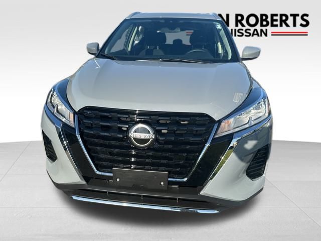 2023 Nissan Kicks SV 3