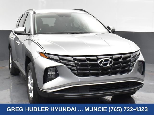 Shimmering Silver 2022 Hyundai Tucson SUV / Crossover All-Wheel Drive 8-Speed Automatic