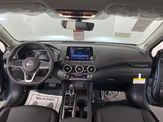 2025 Atlantic Gray Metallic/Super Black Nissan Sentra SR FWD Sedan