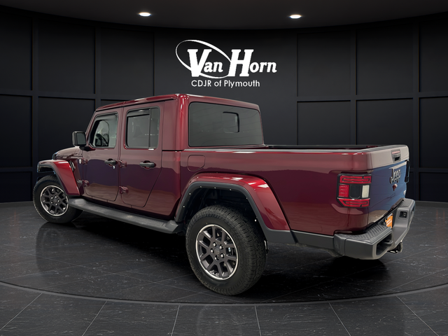 Used 2022 Snazzberry Pearlcoat Jeep Overland image 5